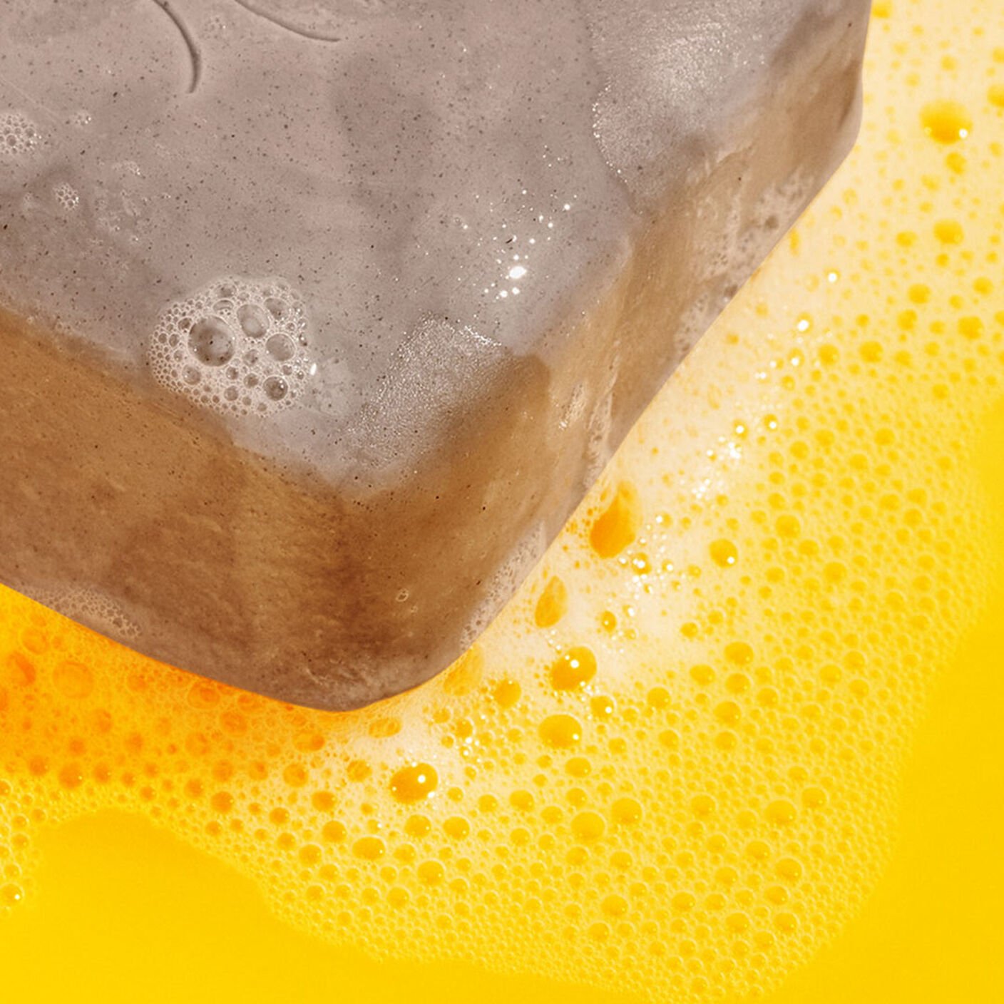 Gentle exfoliating facial cleansing bar | Drunk Elephant
